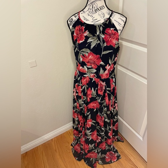 Alexa B Nites size 12. Whimsical Floral Evening Dress - Picture 1 of 15